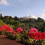 Apartment Leonaerdo Guests House - Lt Locazione Turistica *