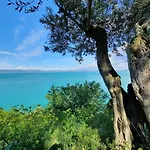 Апартаменты Leonaerdo Guests House - Lt Locazione Turistica