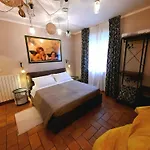 Leonaerdo Guests House - Lt Locazione Turistica Apartamento *