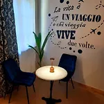 Leonaerdo Guests House - Lt Locazione Turistica Lägenhet *