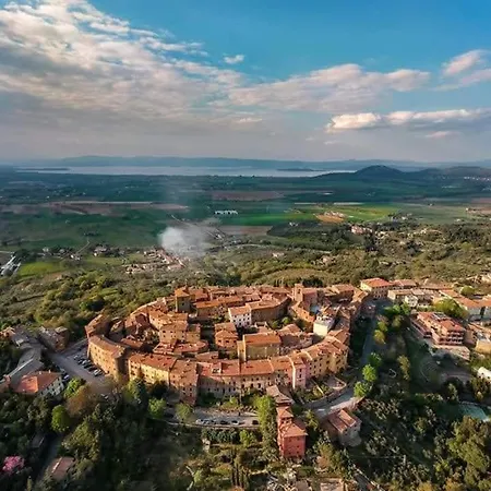 Leonaerdo Guests House - Lt Locazione Turistica Apartamento Panicale