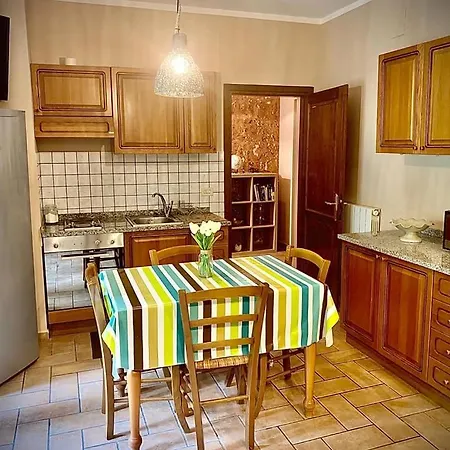 Leonaerdo Guests House Panicale