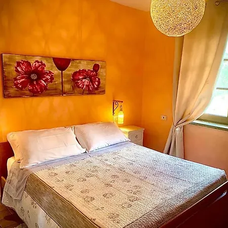 Leonaerdo Guests House