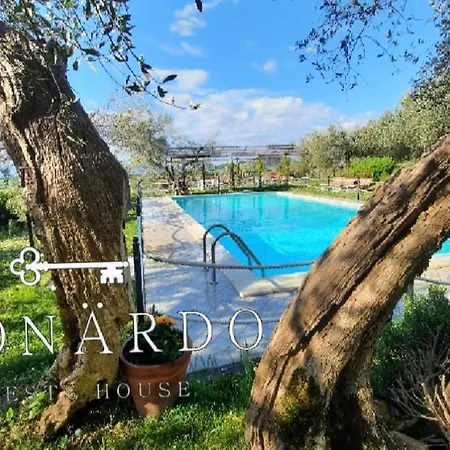 Leonaerdo Guests House - Lt Locazione Turistica شقة *