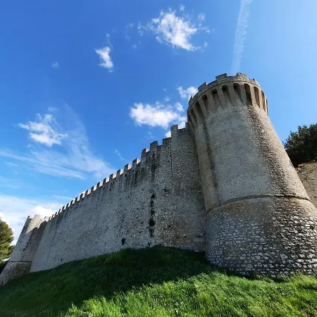 Apartamento Leonaerdo Guests House