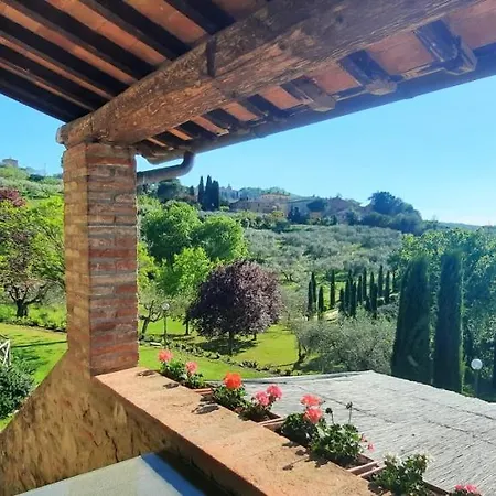 شقة Leonaerdo Guests House - Lt Locazione Turistica *