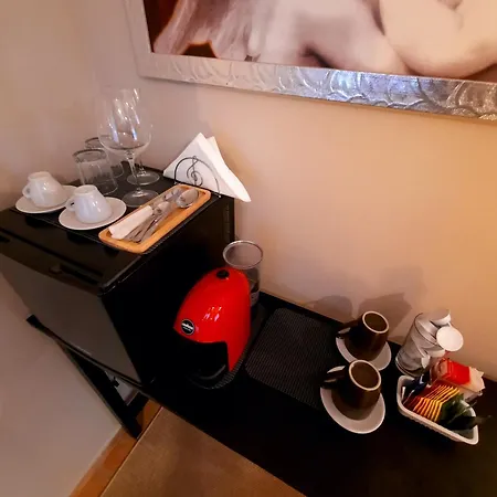 Leonaerdo Guests House - Lt Locazione Turistica * بانيكالي