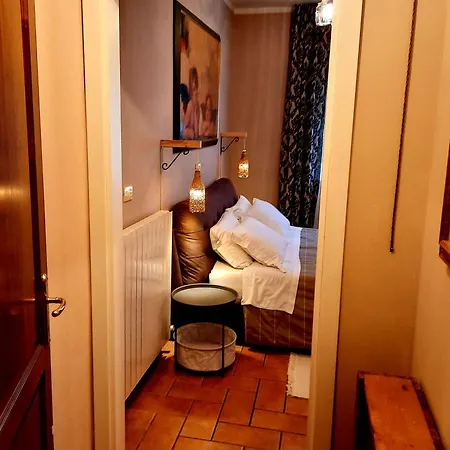 Leonaerdo Guests House - Lt Locazione Turistica شقة بانيكالي