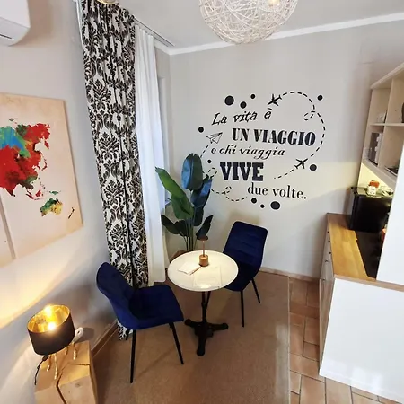 公寓 Leonaerdo Guests House - Lt Locazione Turistica